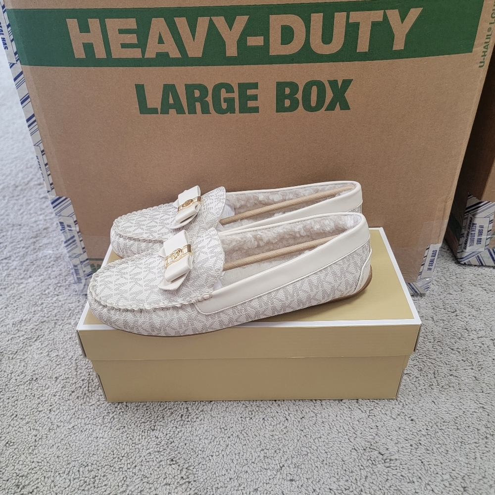 Mk shoes